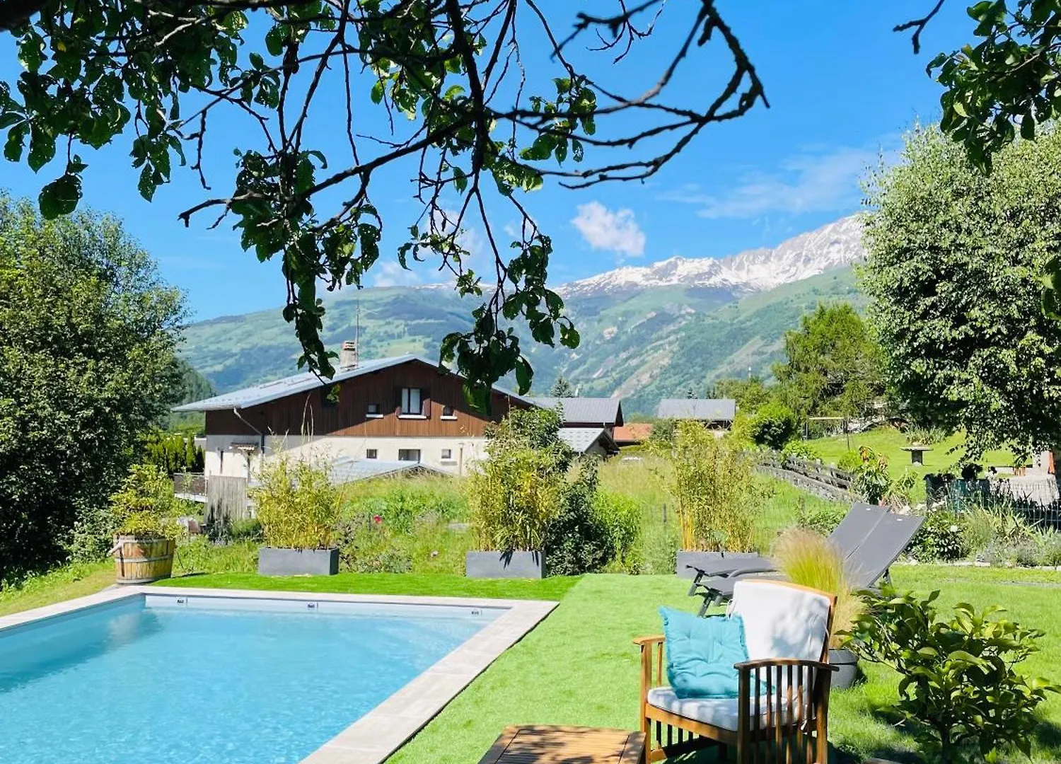 Apartamento Appartement Situe En Rez De Jardin Avec Piscine Privee En Ete Séez Francia